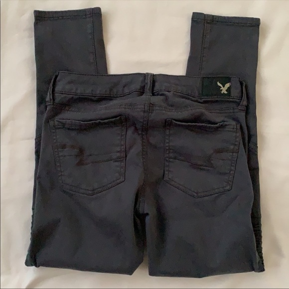 American eagle stretch jeans skinny, size 2, charcoal black color, zipper detail - Picture 2 of 6